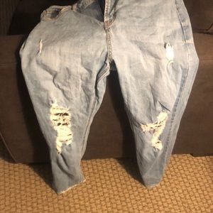Wild Fable distressed high rise jeans size 12